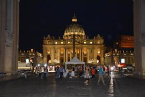 San Pietro - Infiorata storica di Roma